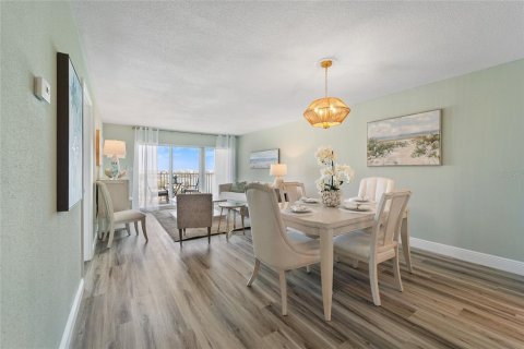Condominio en venta en Saint Pete Beach, Florida, 1 dormitorio, 78.32 m2 № 1609420 - foto 23