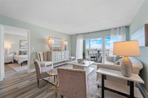Condominio en venta en Saint Pete Beach, Florida, 1 dormitorio, 78.32 m2 № 1609420 - foto 22