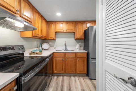 Condominio en venta en Saint Pete Beach, Florida, 1 dormitorio, 78.32 m2 № 1609420 - foto 29