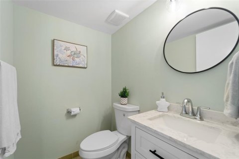 Condominio en venta en Saint Pete Beach, Florida, 1 dormitorio, 78.32 m2 № 1609420 - foto 12