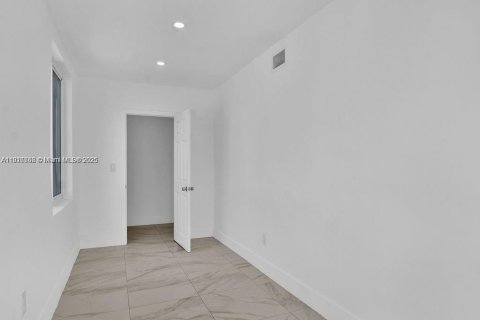 Appartement à louer à Miami, Floride: 3 chambres, 92.9 m2 № 1972780 - photo 7