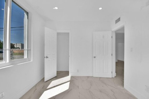 Appartement à louer à Miami, Floride: 3 chambres, 92.9 m2 № 1972780 - photo 16