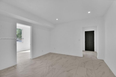 Appartement à louer à Miami, Floride: 3 chambres, 92.9 m2 № 1972780 - photo 10