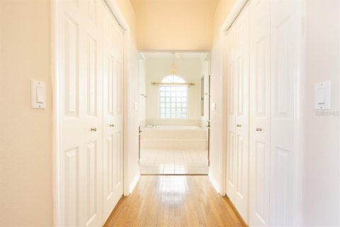 House in Ruskin, Florida 4 bedrooms, 237.37 sq.m. № 1870782 - photo 25