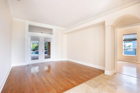 House in Ruskin, Florida 4 bedrooms, 237.37 sq.m. № 1870782 - photo 9