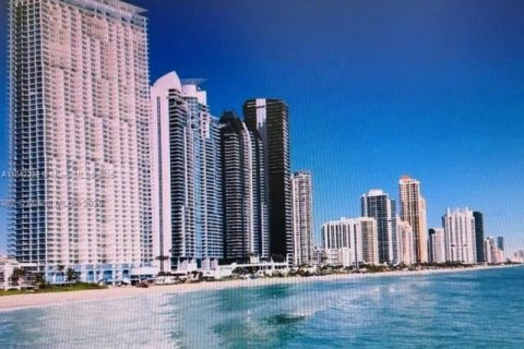 Copropriété à vendre à Sunny Isles Beach, Floride: 1 chambre, 59.46 m2 № 1857291 - photo 1