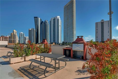 Copropriété à vendre à Sunny Isles Beach, Floride: 1 chambre, 59.46 m2 № 1857291 - photo 17