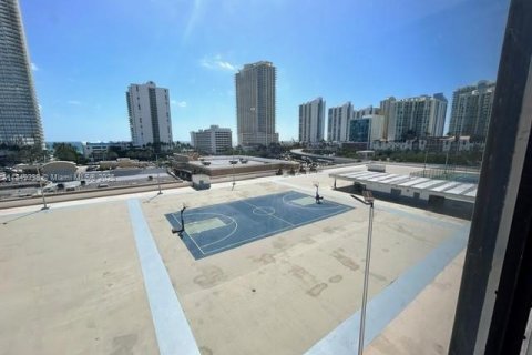 Copropriété à vendre à Sunny Isles Beach, Floride: 1 chambre, 59.46 m2 № 1857291 - photo 20