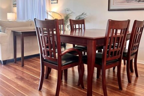 Condo in Bradenton, Florida, 2 bedrooms № 2144898 - photo 9