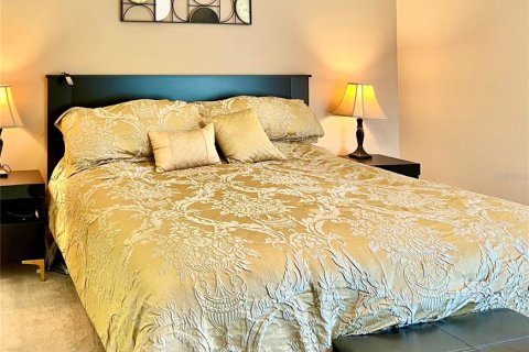 Condo in Bradenton, Florida, 2 bedrooms № 2144898 - photo 16