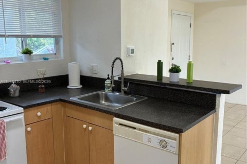 Снять в аренду кондоминиум в Майами, Флорида 1 спальня, 66.89м2, № 2004483 - фото 4