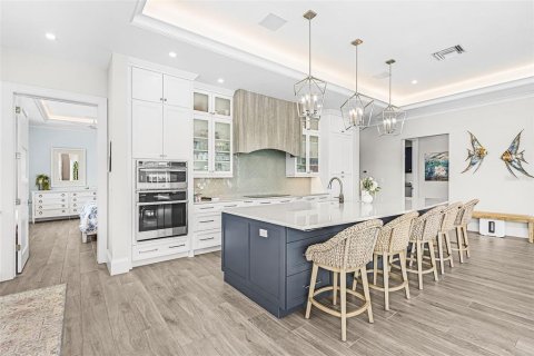 Villa ou maison à vendre à Bonita Springs, Floride: 5 chambres, 257.99 m2 № 2403521 - photo 10