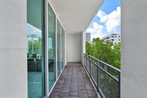 Condo in Miami, Florida, 1 bedroom  № 1952210 - photo 14