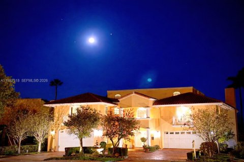 Villa ou maison à vendre à Miami Beach, Floride: 5 chambres, 558.44 m2 № 2064179 - photo 4