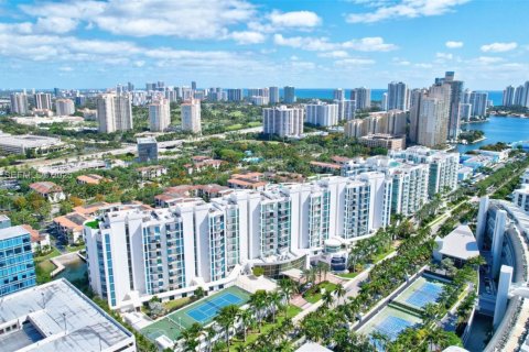 Condominio en venta en Aventura, Florida, 3 dormitorios, 126.53 m2 № 2035854 - foto 27