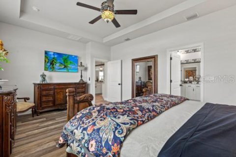 House in Bradenton, Florida 4 bedrooms, 263.66 sq.m. № 1893573 - photo 20