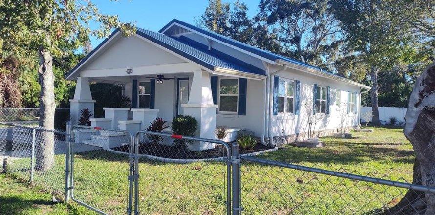 Casa en Hudson, Florida 2 dormitorios, 134.52 m2 № 1543763
