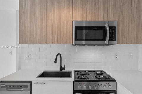 Immobilier commercial à vendre à Miami Beach, Floride № 2030080 - photo 28