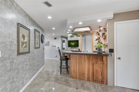 House in Crystal River, Florida 5 bedrooms, 344.57 sq.m. № 1644482 - photo 15