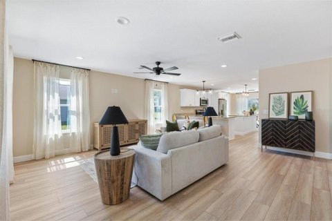 House in Bushnell, Florida 3 bedrooms, 134.8 sq.m. № 2230528 - photo 7