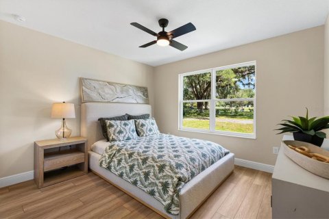House in Bushnell, Florida 3 bedrooms, 134.8 sq.m. № 2230528 - photo 17