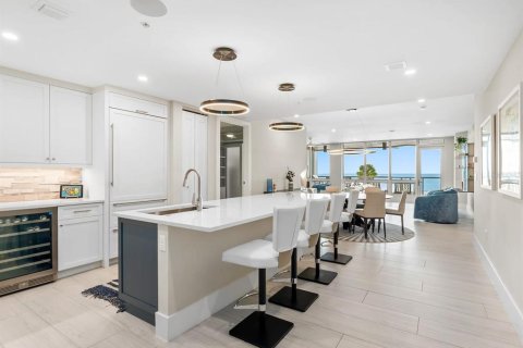 Купить кондоминиум в Сарасота, Флорида 6 комнат, 207.36м2, № 1560634 - фото 5