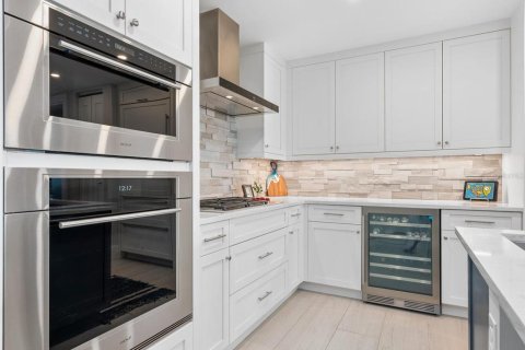 Купить кондоминиум в Сарасота, Флорида 6 комнат, 207.36м2, № 1560634 - фото 15
