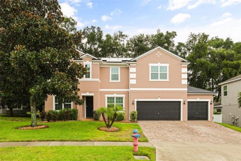House in Apopka, Florida 5 bedrooms, 249.07 sq.m. № 2223431