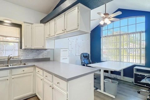 Casa en venta en Orlando, Florida, 3 dormitorios, 148.55 m2 № 2062812 - foto 18