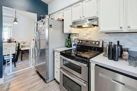 Casa en venta en Orlando, Florida, 3 dormitorios, 148.55 m2 № 2062812 - foto 14