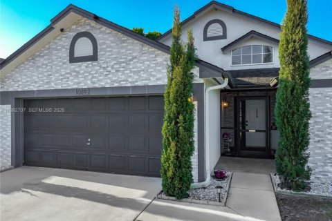 Casa en venta en Orlando, Florida, 3 dormitorios, 148.55 m2 № 2062812 - foto 4