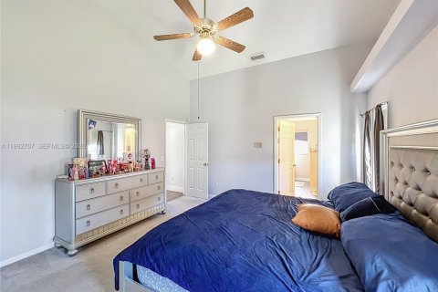 Casa en venta en Orlando, Florida, 3 dormitorios, 148.55 m2 № 2062812 - foto 30