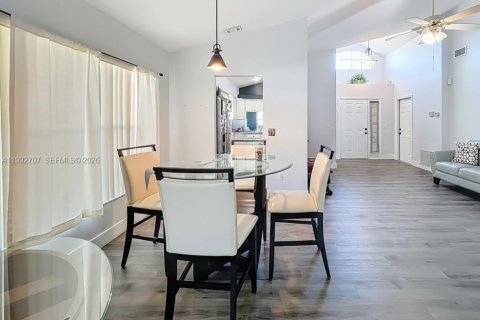 Casa en venta en Orlando, Florida, 3 dormitorios, 148.55 m2 № 2062812 - foto 22