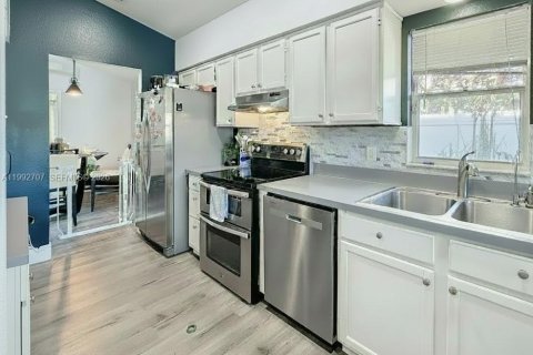 Casa en venta en Orlando, Florida, 3 dormitorios, 148.55 m2 № 2062812 - foto 15