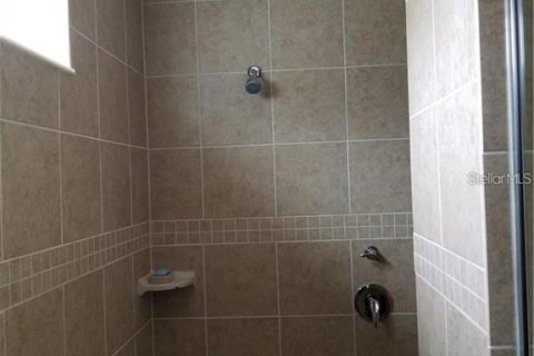 Casa en venta en Leesburg, Florida, 5 dormitorios, 308.44 m2 № 2388958 - foto 13