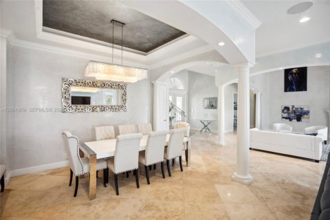 Casa en venta en Fort Lauderdale, Florida, 5 dormitorios, 388.05 m2 № 2066806 - foto 14