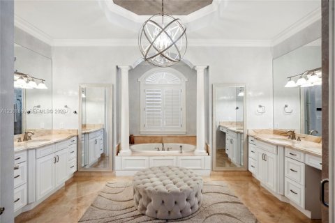 Casa en venta en Fort Lauderdale, Florida, 5 dormitorios, 388.05 m2 № 2066806 - foto 4