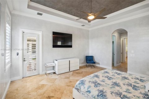 Casa en venta en Fort Lauderdale, Florida, 5 dormitorios, 388.05 m2 № 2066806 - foto 19