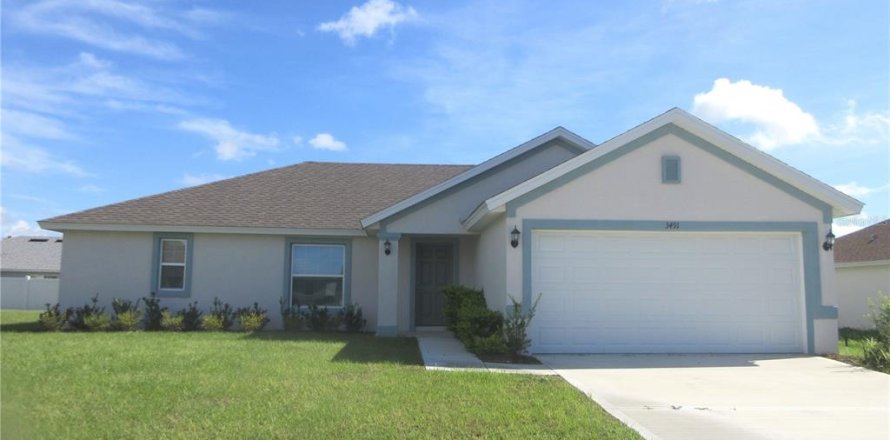 Casa en Ocala, Florida 3 dormitorios, 153.57 m2 № 1880646