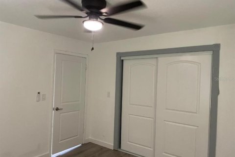 Casa en venta en Tampa, Florida, 2 dormitorios, 60.94 m2 № 2224547 - foto 10