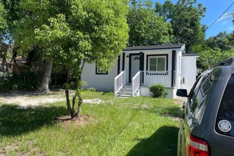 Casa en venta en Tampa, Florida, 2 dormitorios, 60.94 m2 № 2224547 - foto 3