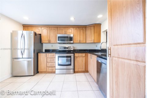 Condo à Lauderhill, Floride, 2 chambres  № 2069424