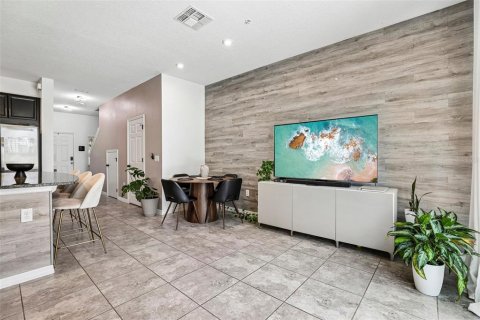 Adosado en venta en Orlando, Florida, 3 dormitorios, 126.25 m2 № 2201131 - foto 8