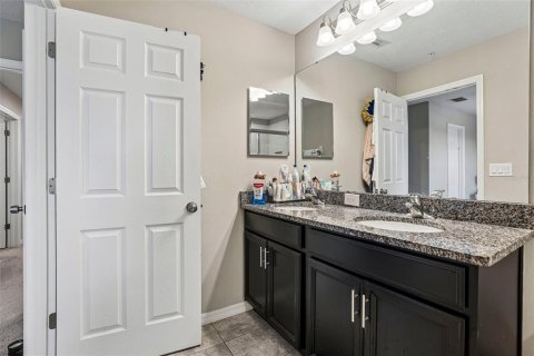 Adosado en venta en Orlando, Florida, 3 dormitorios, 126.25 m2 № 2201131 - foto 19