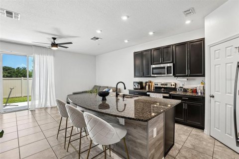Adosado en venta en Orlando, Florida, 3 dormitorios, 126.25 m2 № 2201131 - foto 10