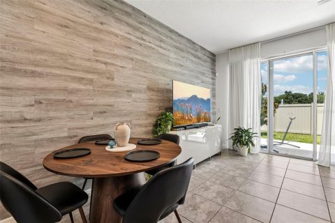 Adosado en venta en Orlando, Florida, 3 dormitorios, 126.25 m2 № 2201131 - foto 5
