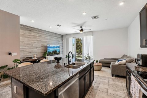 Adosado en venta en Orlando, Florida, 3 dormitorios, 126.25 m2 № 2201131 - foto 14