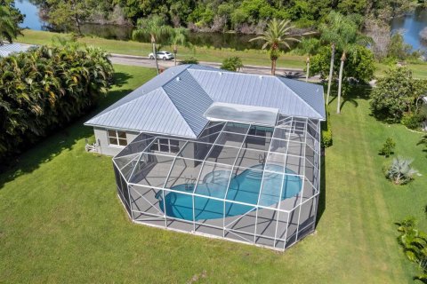 House in Port St. Lucie, Florida 3 bedrooms, 202.9 sq.m. № 2179595 - photo 28