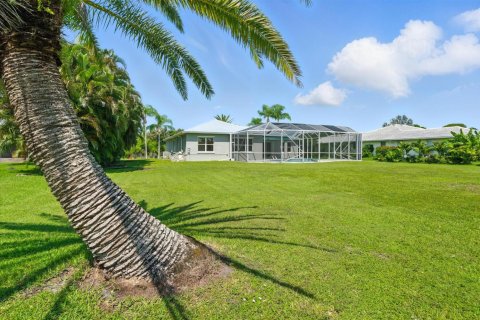 House in Port St. Lucie, Florida 3 bedrooms, 202.9 sq.m. № 2179595 - photo 25