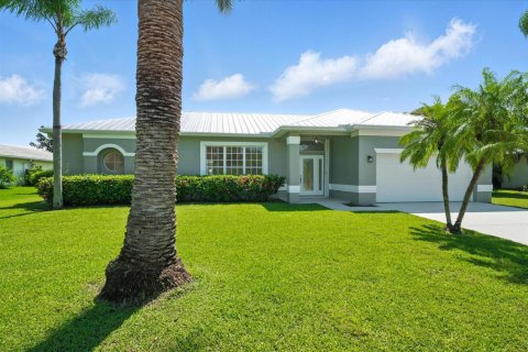 House in Port St. Lucie, Florida 3 bedrooms, 202.9 sq.m. № 2179595 - photo 26